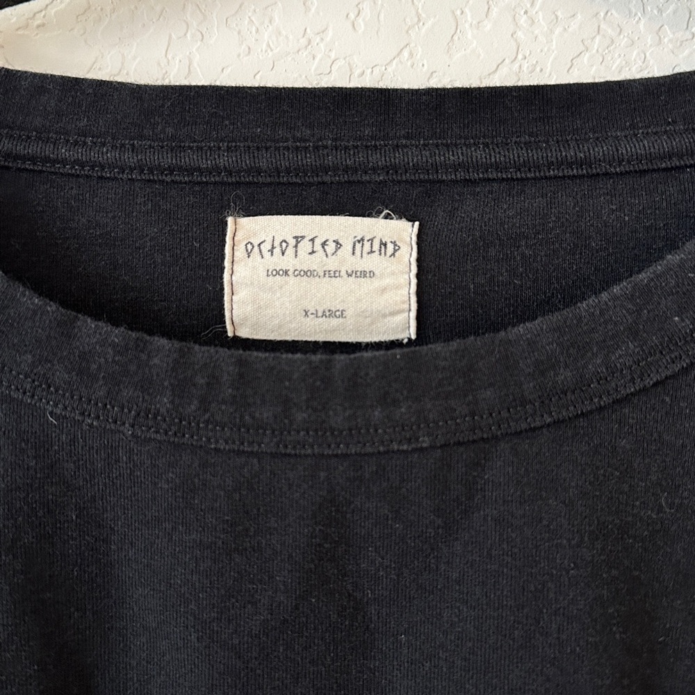 Octopied Mind “Always Tired” Cropped Long Sleeve Shirt XL - Picture 3 of 5